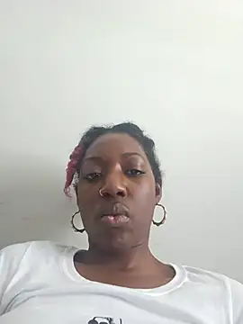oliviaprettypussy webcam