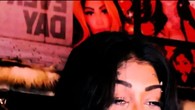 indian_dreamgirl webcam