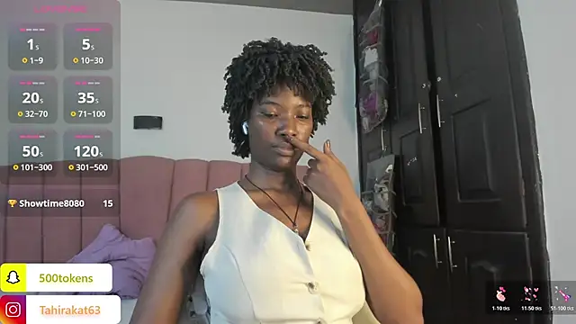Tahira_21_ webcam