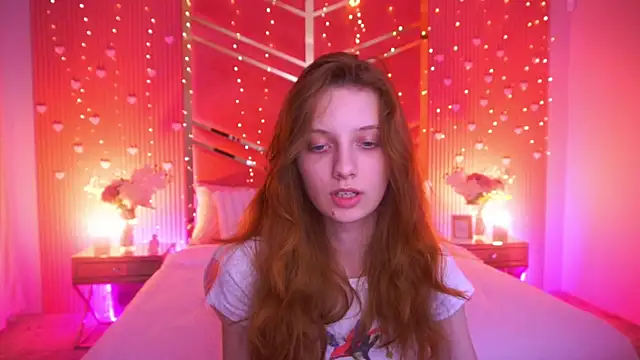 CuteeFoxy webcam