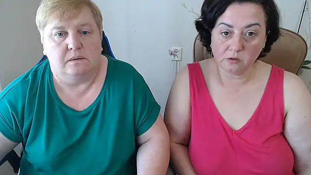 Lindy-Jeanie webcam