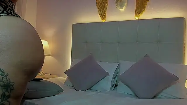 abigail_restrepo webcam