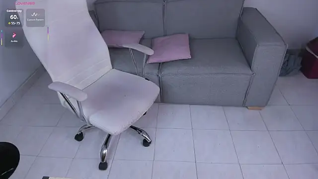 Nayla_Luxe webcam