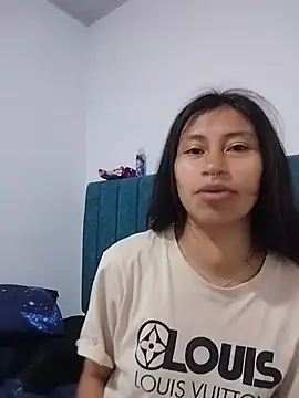 Pocahontas_Honey webcam