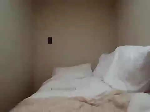 Naughtybunnyworx webcam