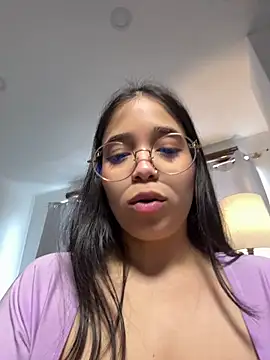 tati_reyess webcam