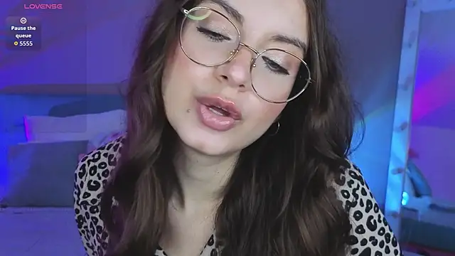 Real_cutie1 webcam