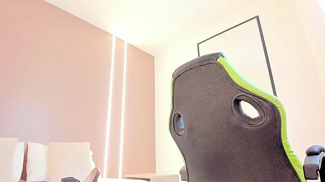 zoee_zi webcam