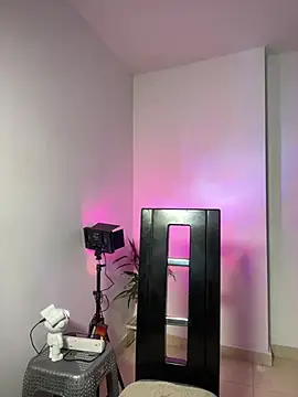 zhara_1198 webcam
