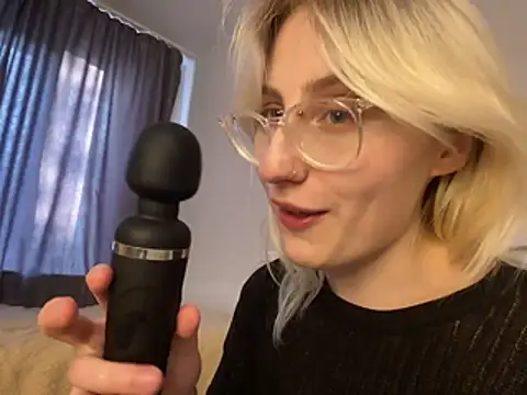 xp_blondie webcam