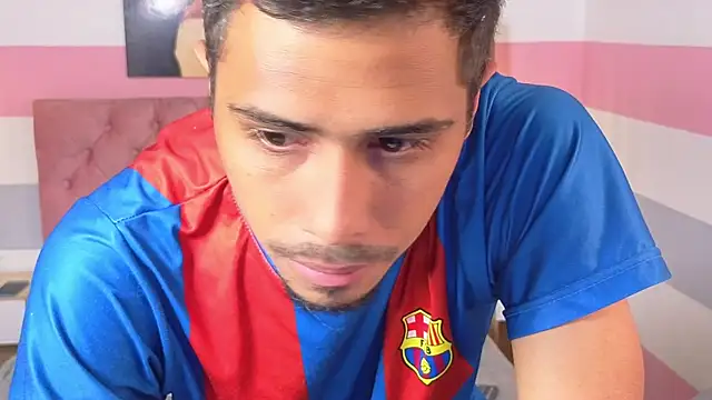 theo_steel_ webcam
