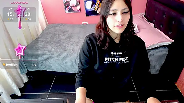 Sakura_Mimi webcam