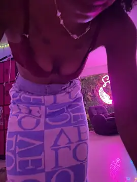 Samantha-LS webcam