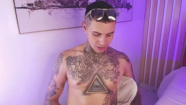 Liam_Ink webcam