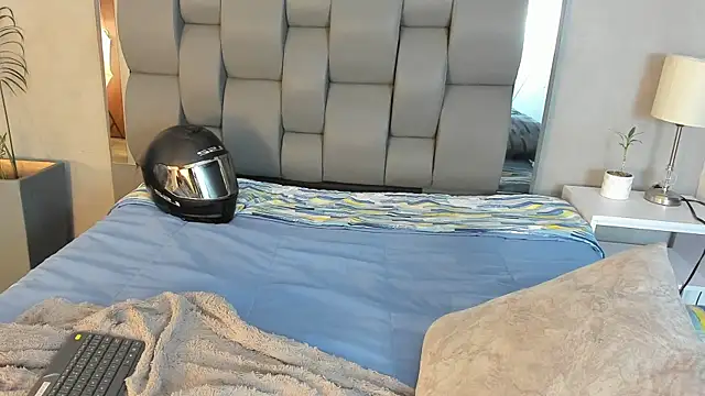 Charlie___Musk webcam