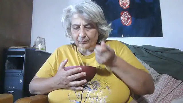 ExquisiteMature webcam