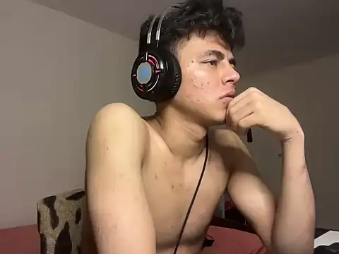 ToddWarren live cam on StripChat