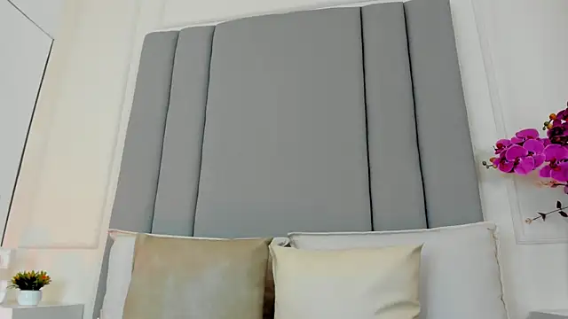 CannelaSmith webcam