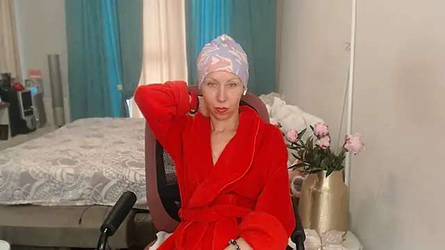 LuxuryNika webcam