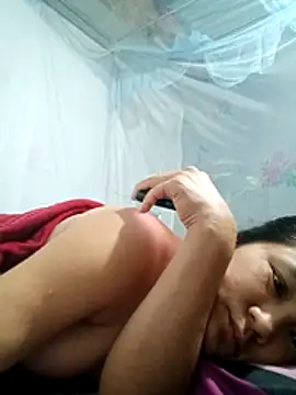 BigAss-69 webcam