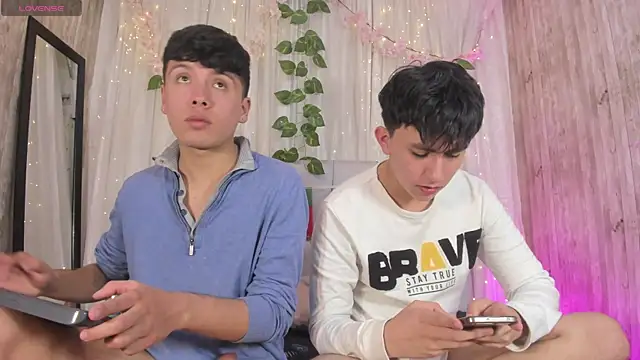 Hoot_boyss_ webcam