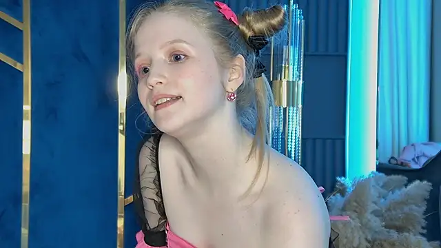 LilianHowards webcam