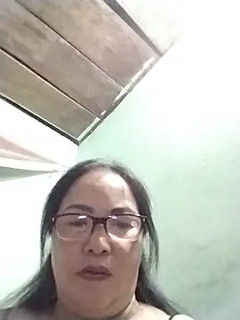 Naaya8109 webcam