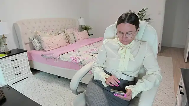 Vika73 webcam