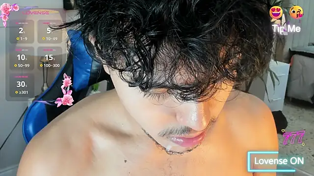 kai_storn live cam on StripChat