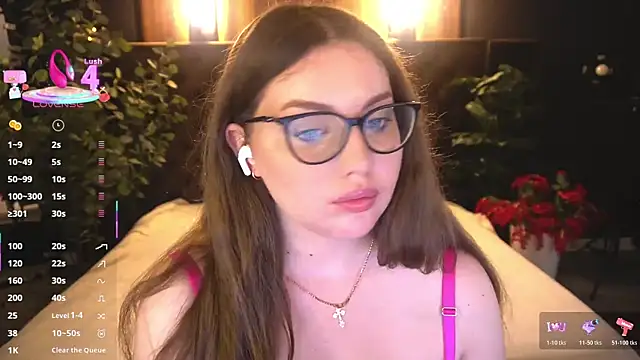 LuxSopphia live cam on StripChat