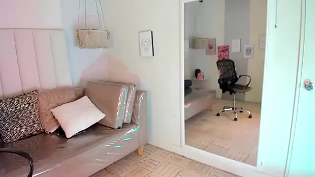veronica_b07 webcam