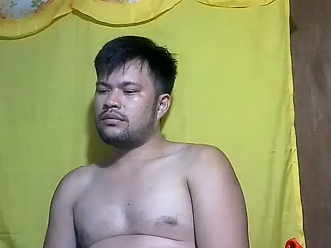 HairyHottestpinoyHandsome webcam