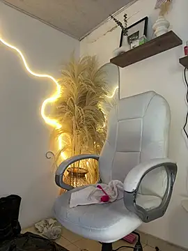 Sofi_BBW webcam