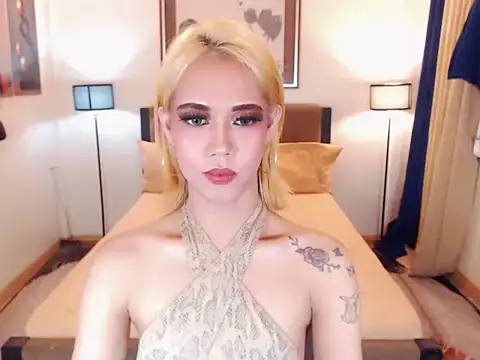 PreciousAmore webcam