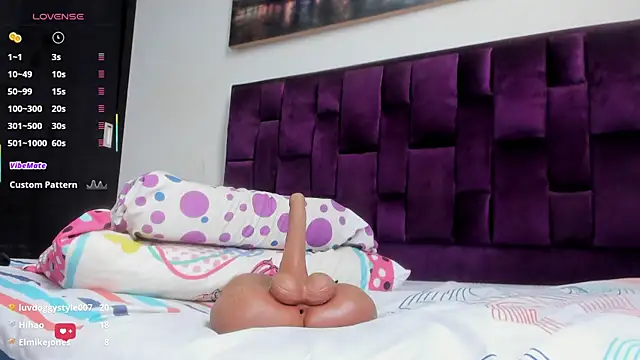 Alicia_Whitee webcam