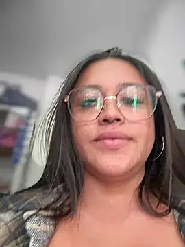 Mia_Risky-1 webcam