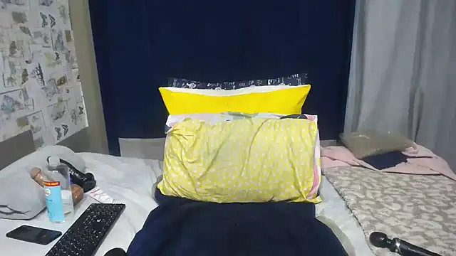Candylips22 webcam