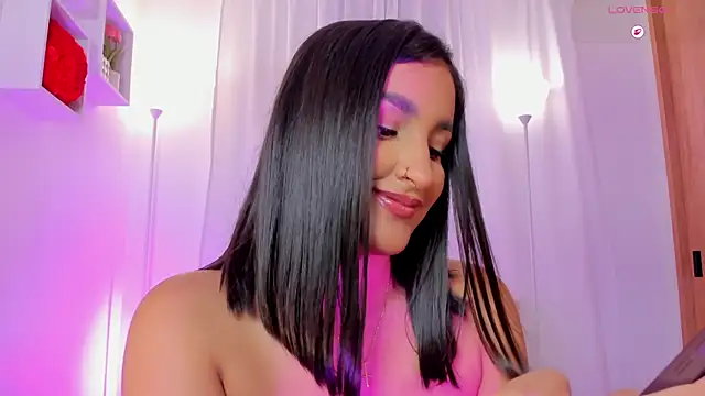 Aishapeyton_ webcam