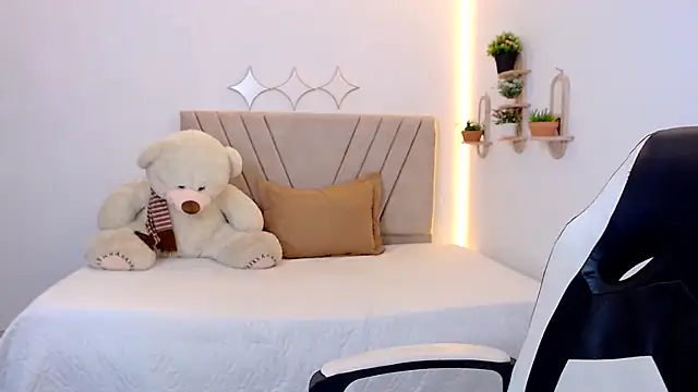 zara_cute webcam