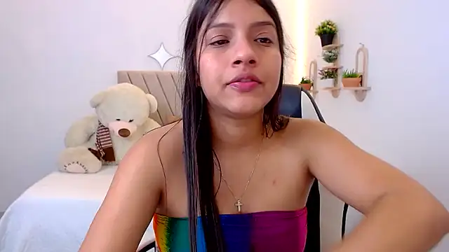 zara_cute - Zara_cute's free webcam - UK Sex Cams