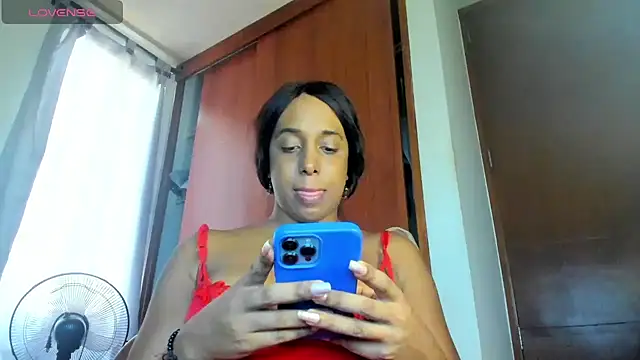 xia_ebonyts webcam