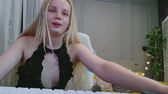 Beatrica_Klein webcam