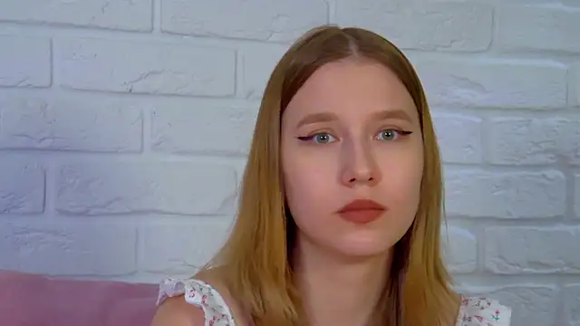 LiliLinn webcam