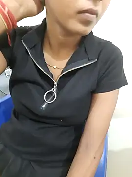 Navya6879 webcam
