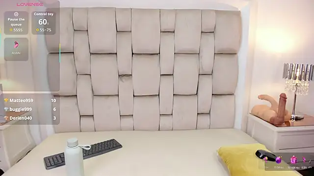 frehia_dimou webcam