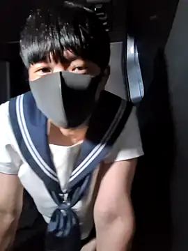 shin_04ji webcam