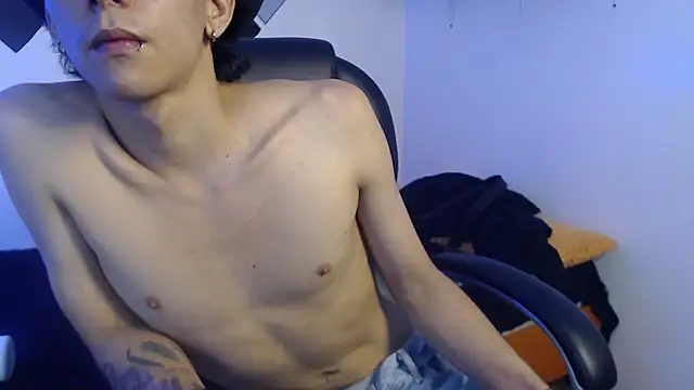 AmethystShadow17 webcam