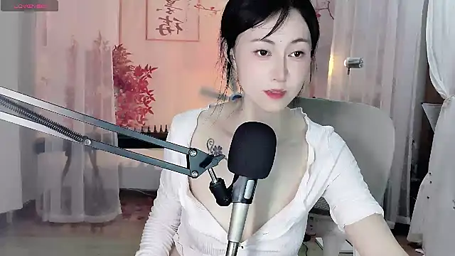 noomi-1111 webcam
