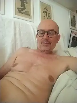 Lovely_professor webcam