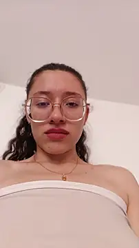 DanaaCollins webcam